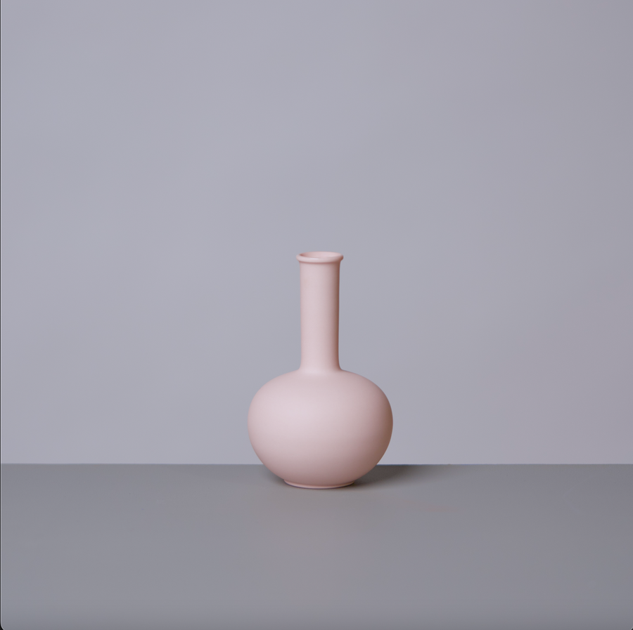 Porcelain Mini Beauty Vase