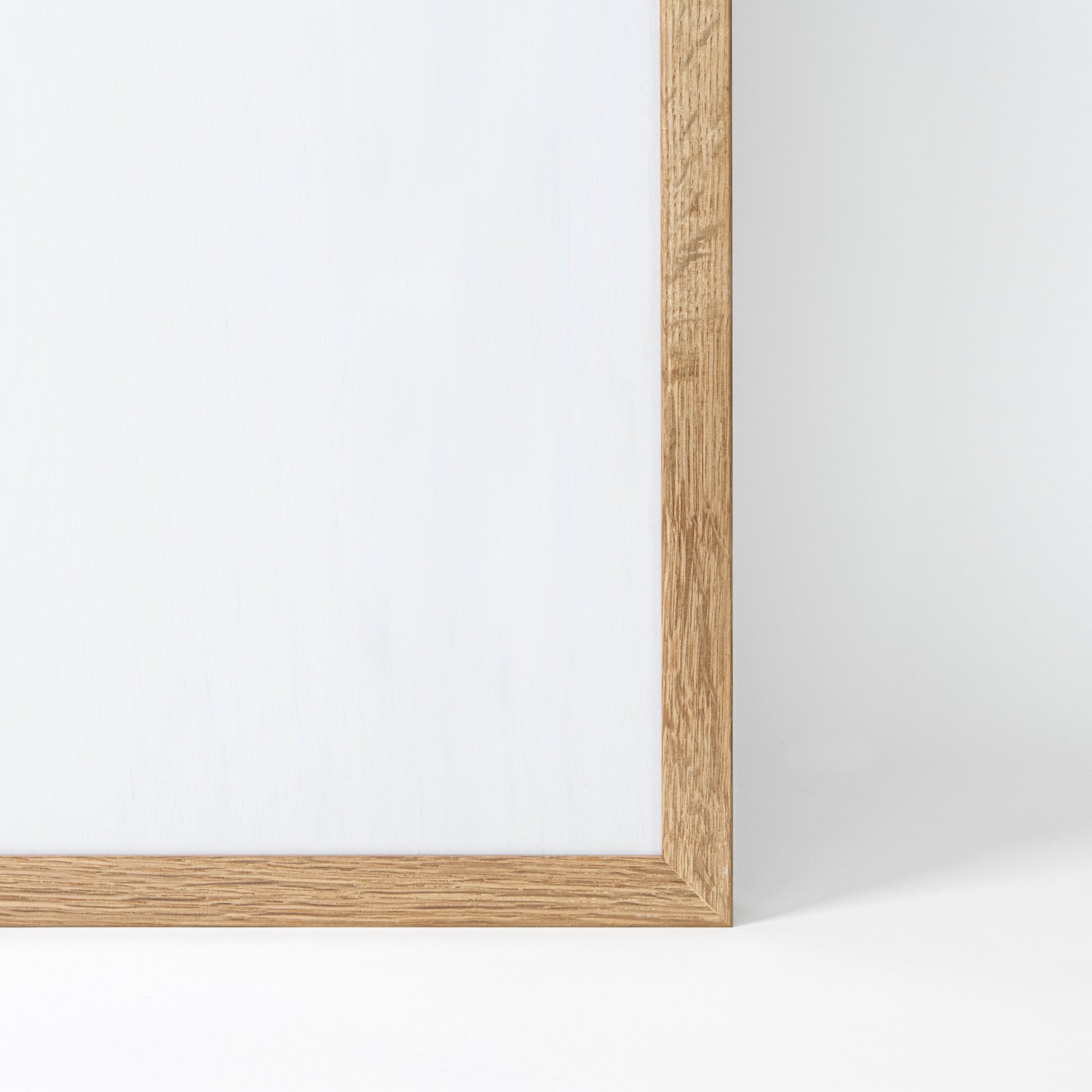 Frame your square print (33 cm x 33 cm)– Evermade